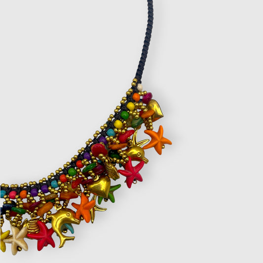 Collana “Summer Vibes” con charms marini multicolor