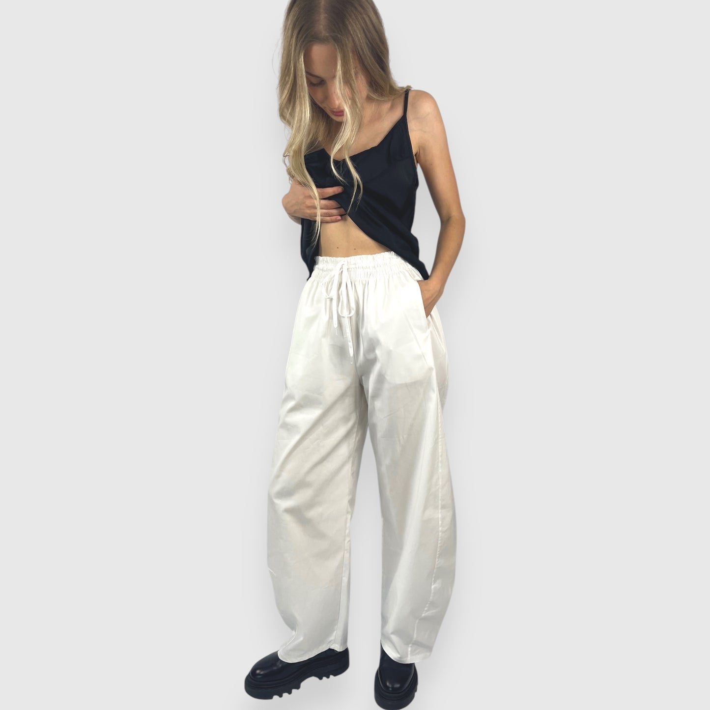Pantalone a palazzo in popeline bianco con coulisse