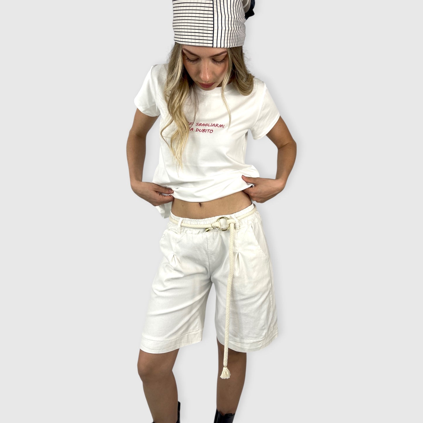 Shorts Bermuda in Lino con Vita Elasticizzata e Cintura in Corda