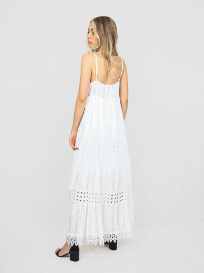 Abito lungo bianco in cotone con ricami