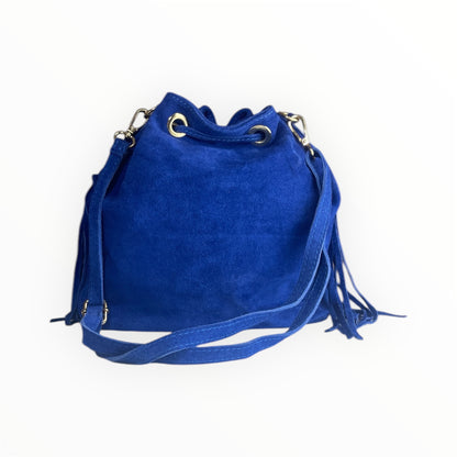Borsa secchiello in camoscio con frange e chiusura a coulisse