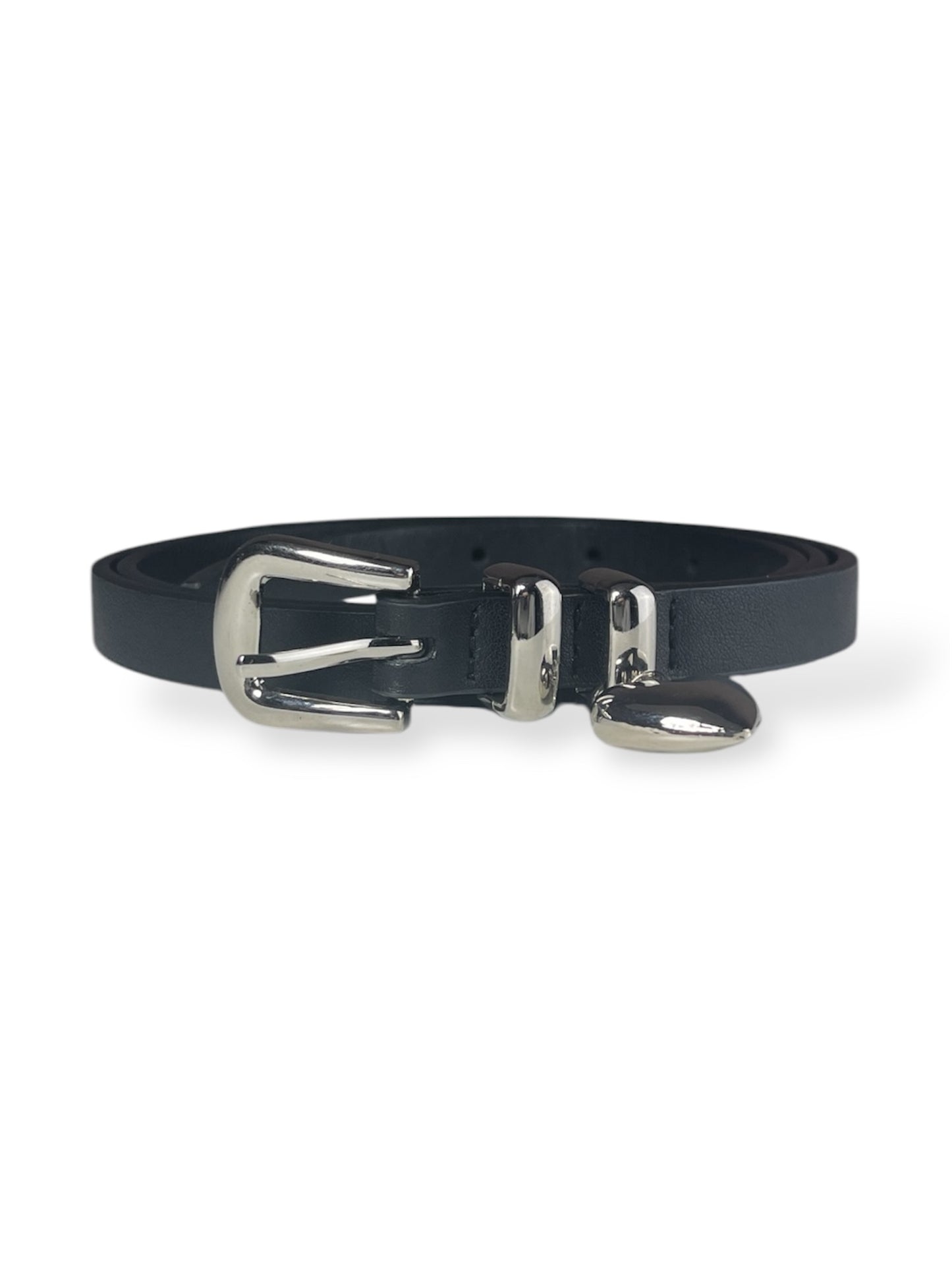 Cintura in ecopelle nera con fibbia e charm cuore silver