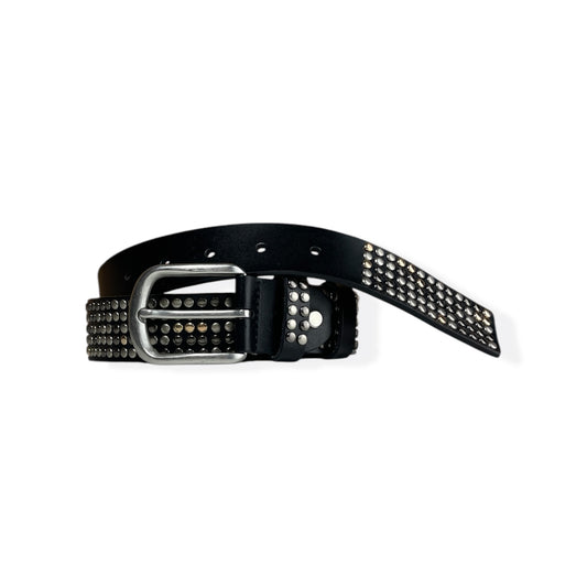 Cintura in vera pelle con borchie metalliche