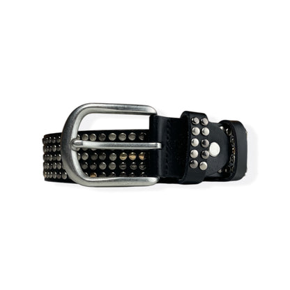 Cintura in vera pelle con borchie metalliche