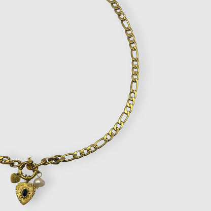 Collana catena in acciaio dorato con ciondoli cuore pietra nera e perla