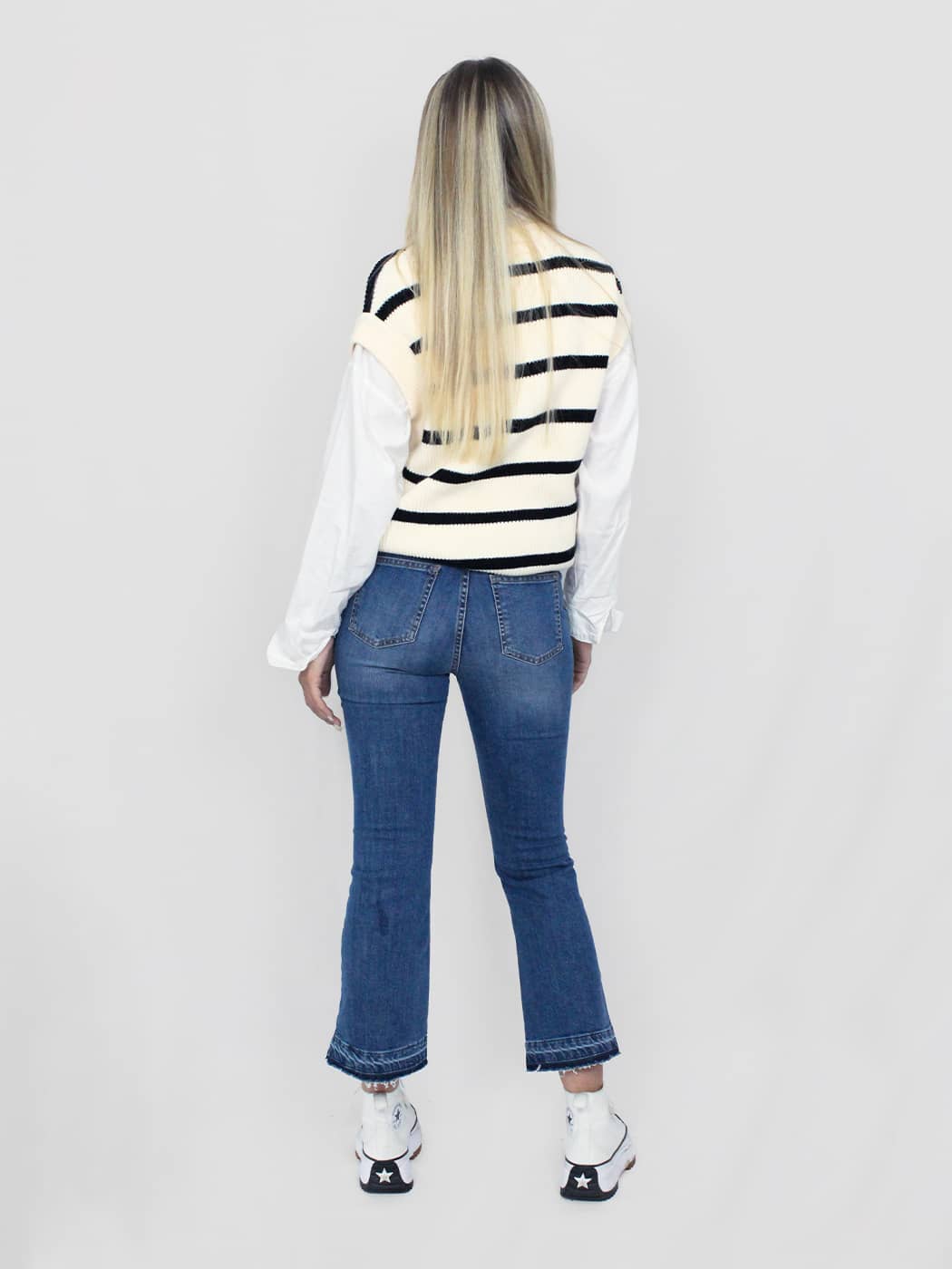 Jeans a campana sfrangiato