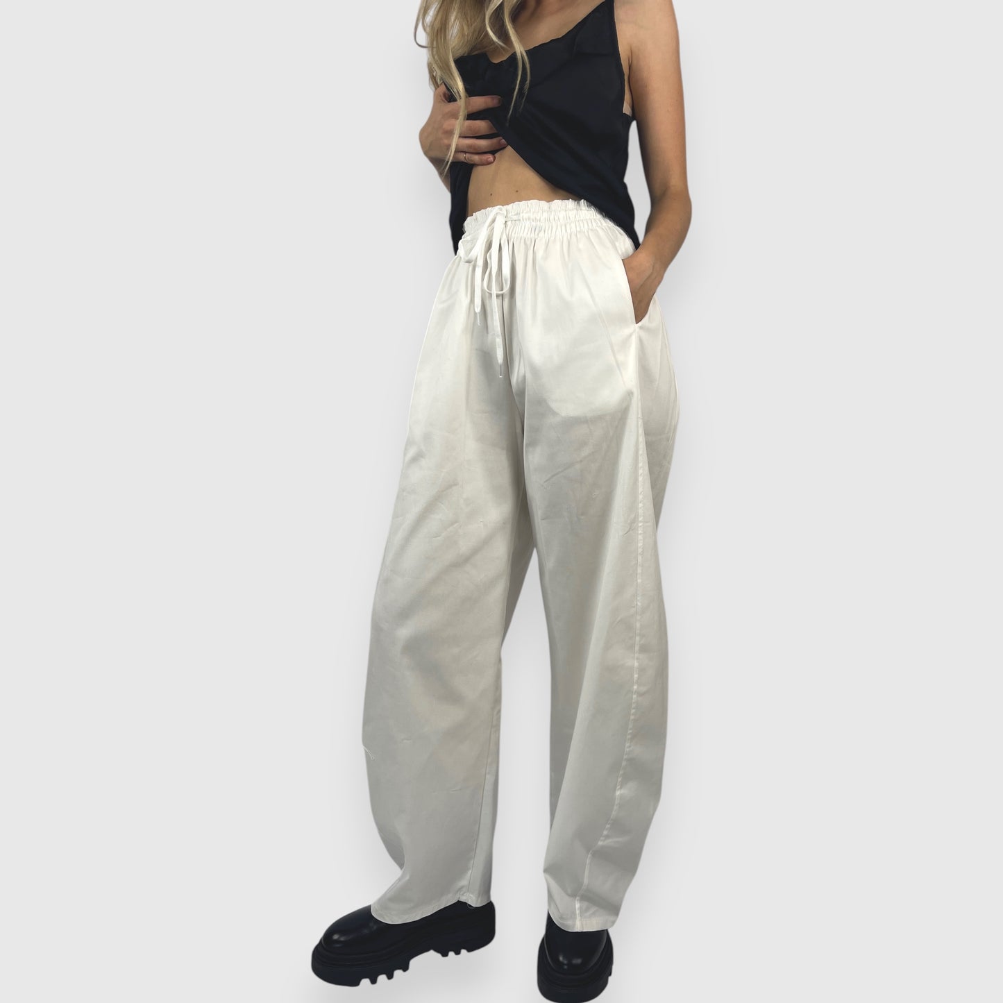 Pantalone a palazzo in popeline bianco con coulisse
