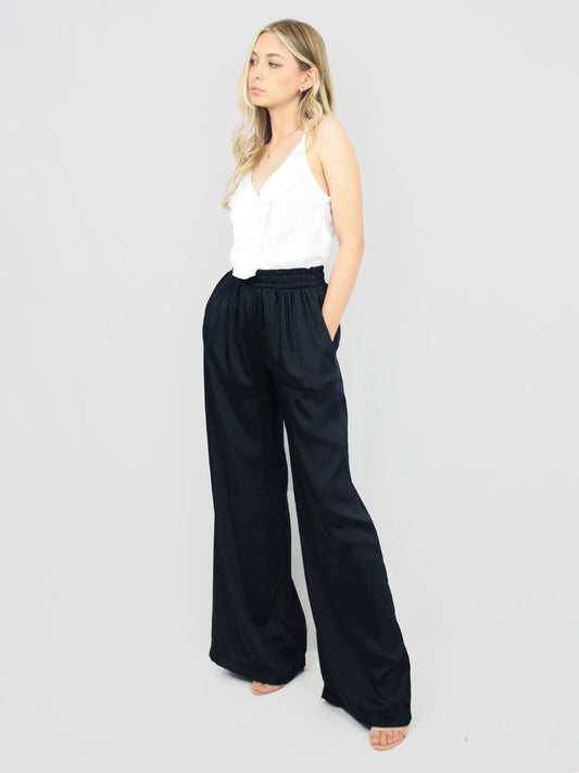 Pantalone nero a palazzo